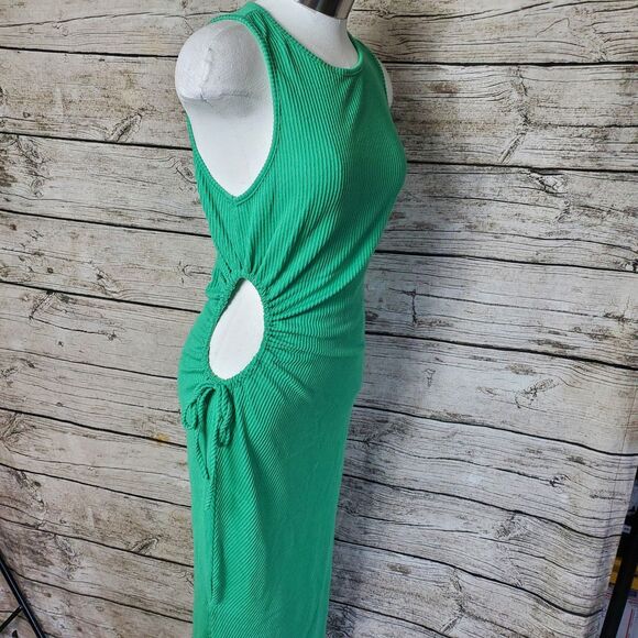 Caution to the wind Green Dress Missing Size - Picture 2 of 5